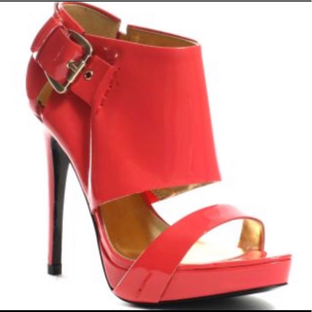 Report Signature Downey Heel